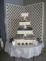 2010 10 23 - 300 Cupcake Wedding