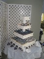 2010 10 23 - 300 Cupcake Wedding